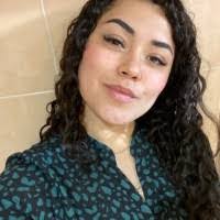 Lizette Taylor's Instagram, Twitter & Facebook