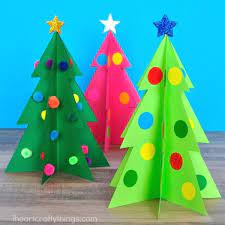 All done, this sure is the simplest 3d paper christmas tree craft isn't it! Colorful 3d Christmas Tree Craft I Heart Crafty Things