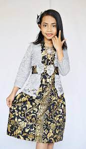 Mbah koti pijat anak bayi dan anak umur 10 tahun. Baju Kebaya Anak Perempuan Model Kebaya Brokat Umur 5 8 Tahun Lazada Indonesia