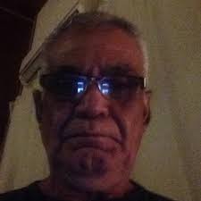 don't look at the caption look at me x