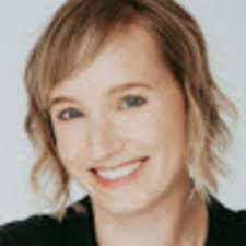 Ariel Chambers's Instagram, Twitter & Facebook