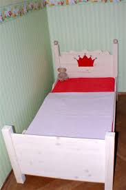Playmobil bett selber machen familie vogel prinzessinnen bett mit von prinzessin bett selber bauen bild Jugendbett Prinzessin Bett Ein Massivholzbett Fur Jugendliche