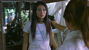 The Final Girls Club] Mitsuko: The (Not So) Final Girl of 'Battle Royale' –  Screen Queens