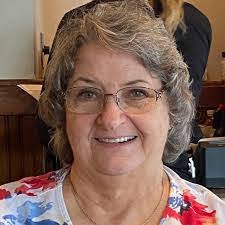 Wanda Shankle's Instagram, Twitter & Facebook