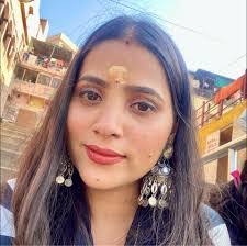 Annu Singh's Instagram, Twitter & Facebook