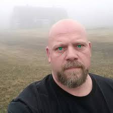 FMgram: Commercial driver finds 'Insta' inspiration