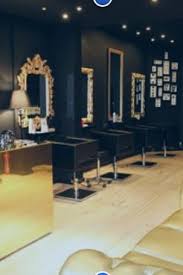 Hair Salon Black Walls Gold Mirrors Black Modern Chairs This Is A Good Reference Salon Suites Decor Hair Salon Decor Black Hair Salons