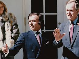 Había nacido en 1933 en la ciudad uruguaya de montevideo y llegó a buenos aires en 1965, lugar que eligió para. Murio El Ex Presidente Carlos Saul Menem Anred