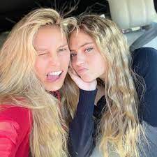 Die annahme, dass sie in wirklichkeit „helene. Leni Klum Posts Sweet Instagram Birthday Tribute To Mom Heidi Klum People Com