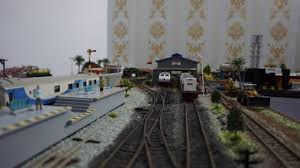 Dengan aksesori ini anda tak perlu risau, tak perlu sibuk nak cari power supply untuk cas handphone. Bisnis Pembuatan Miniatur Kereta Api Pemuda Asal Kota Madiun Raup Keuntungan Puluhan Juta