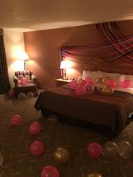 I will start by showing you a gallery with beautiful images of birthday decorations for girls that you can see later. Surprise Romantic Birthday Room Decoration For Girlfriend Novocom Top