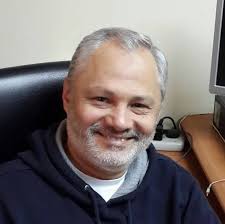 توفي الى رحمة الله تعالى المهندس الكبير محمد عبد التواب معلمنا و اخونا و  صديقنا يشهد الله اني كنت احبه في الله و استفدت من علمه الكثير و اتمنى ان  يجزيه الله