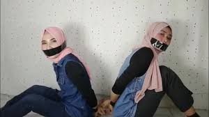 BoundHub - Dowo hijab gagged