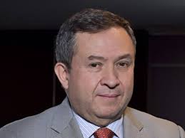 Trastornos urológicos: ¿cuándo deben hacerse los hombres el examen de la  próstata?