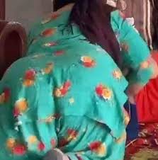 A fun waste of champagne. Sunita Jaatni On Twitter M Ese Jhukti Hu To Bete Piche Se Aake Pkd Lete H Or Bolte H Ki Maa Tere Jesi Gand Kisi Ki Nhi H Tu Sbse Mst H Aap