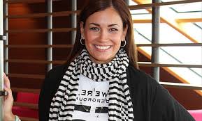 Jun 27, 2021 · bei moderatorin jana ina zarrella, 44, dreht sich alles um die farbe lila. Spotlight 1st Blue Das Modemagazin