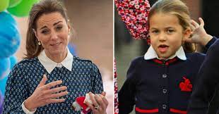 Chociaż księżna kate niedawno urodziła księcia louisa, który 9 lipca zostanie ochrzczony, zagraniczne media donoszą, że ponownie jest w ciąży. Ksiezna Kate Jest W Czwartej Ciazy Jej Corka Sie Wygadala Kozaczek