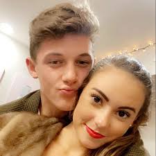 Andrew Blakeman (@andrew.blakeman) • Instagram photos and videos