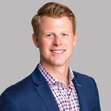 Lenore Mayo's Instagram, Twitter & Facebook