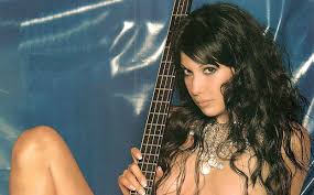 Rockeras argentinas al desnudo: Sesiones de fotografías que hicieron  historia - Guioteca