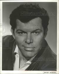 1970 Press Photo Mickey Morton, entertainer