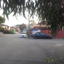 Saat mengalami dehidrasi, tubuh secara alami akan membatasi jalan napas untuk meminimalisir tubuh kehilangan. Jalan Air Putih Road In Kuantan