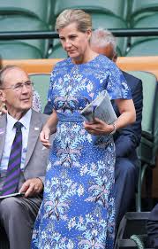 Sophie, the countess of wessex is married to the queen's youngest son, prince edward, earl of wessex. Sophie Countess Of Wessex Looks Stylish Volunteering At A Charity Shop Royal Fashion Fashion Countess