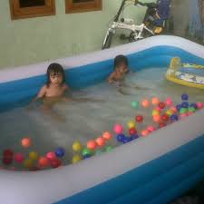 Kolam renang untuk anak dari intex ini sangat cocok untuk kamu hadiahkan pada si kecil. Jual Kolam Renang Untuk Keluarga Muat 5 Orang Panjang 262cm Lebar 175cm Jakarta Barat Sarang Shop Tokopedia