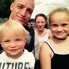 Stream Aaron Forster music