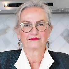 Mead Agents, 74 Compass Real Estate Agents