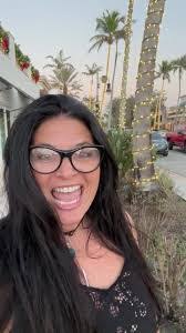 Carmen Sauer's Instagram, Twitter & Facebook