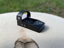 The durable, machined aluminum housing ensures the unit will stand up to whatever you throw at it. Vortex Venom Red Dot 3 Moa Tactical Optic Rkb Armory