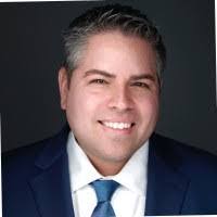 Sarah Tanzer's Instagram, Twitter & Facebook