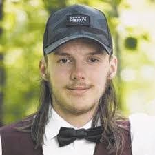 Luc Leclair's Instagram, Twitter & Facebook