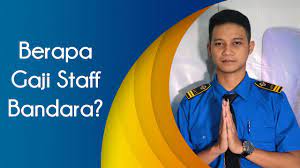 Ground staff sendiri ialah karyawan penerbangan yang terkadang juga disebut sebagai pasasi, staff penerbangan, ground handling, staff airlines, ground staff, staff bandara hingga dijuluki pramugara/i darat. Gaji Staff Pasasi Bandara Jajat Blog