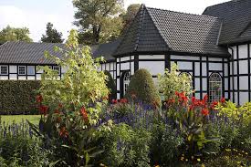 Bad homburg is home to one of germany's largest and loveliest spa parks. So Sieht Es Im Altesten Kurpark Deutschlands Aus