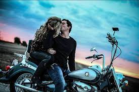 Pin On Engagement Photos