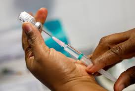 Vacunarse es un acto de solidaridad con los grupos de mayor riesgo: Vacuna Covid 19 Asi Puedes Registrar A Adultos Mayores Para Agendar Cita Alto Nivel