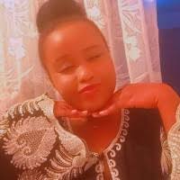 Aisha Najma's Instagram, Twitter & Facebook