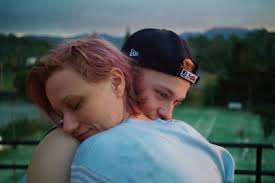 Kinotipp „Bulldog“: Hilfe, Mama hat eine Freundin!