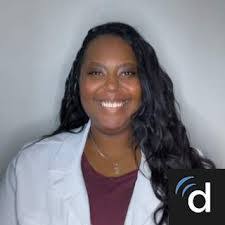 Jenna Fleck's Instagram, Twitter & Facebook