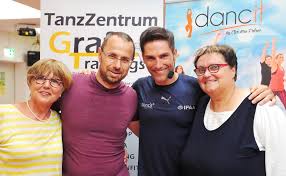 Après avoir été diplômé de l'école secondaire, polanc s'est formé en tant que cheminot dans les opérations. Startanzer Bringt Hildener Bei Workshop Ins Schwitzen Dancit Mit Christian Polanc Hilden