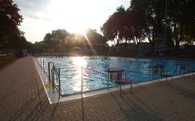 Essen Freibad Hesse Andert Ticket Verkauf Und Offnungszeiten Radio Essen