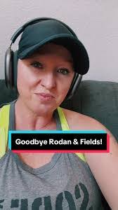 Molly Staples's Instagram, Twitter & Facebook