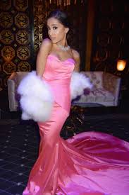 Pin On Ariana Grande