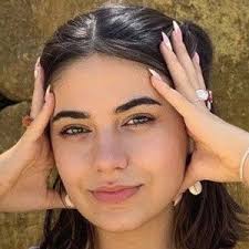 Carole Karam's Instagram, Twitter & Facebook