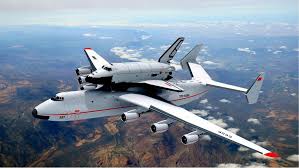 Zhuhaie en chine, le plus grand amphibie au monde, l'avic (aviation industry corporation of china) ag600 a effectué son vol inaugural le 24 décembre. La Chine Va Remettre Le Plus Gros Avion Cargo Du Monde En Service