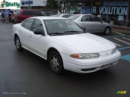 Image result for Arctic White 2000 GM