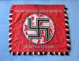 Die standartenspitze in versilberter und vergoldeter ausführung, das verlötete hakenkreuz vergoldet und im zentrum schwarz lackiert. Ww2 German Soviet Allied Militaria Uniforms Awards Weapons History War Relics Forum