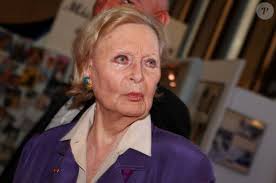 Photo : Sarah Marshall, sa mère Sylvie Elias et Henri-Jean Servat, le 29  février 2012.